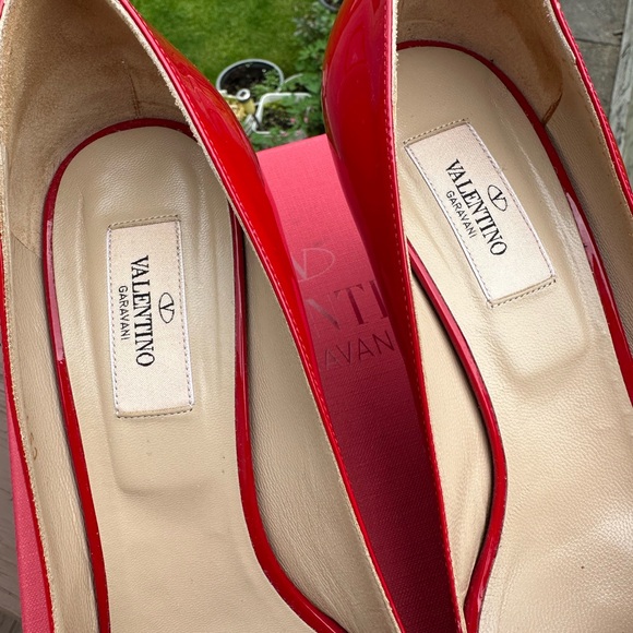 ✨HOST PICK✨ VALENTINO PEEP TOE HEELS (IT 39.5) - Picture 6 of 10